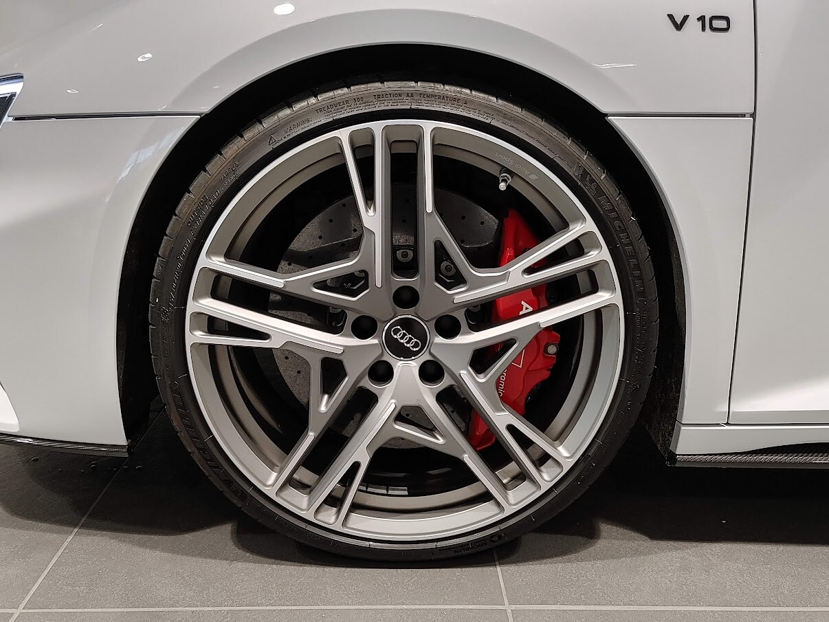 Image about Audi R8 Coupé R8 Coupé V10 performance quattro 456 kW (620 ch) S tronic