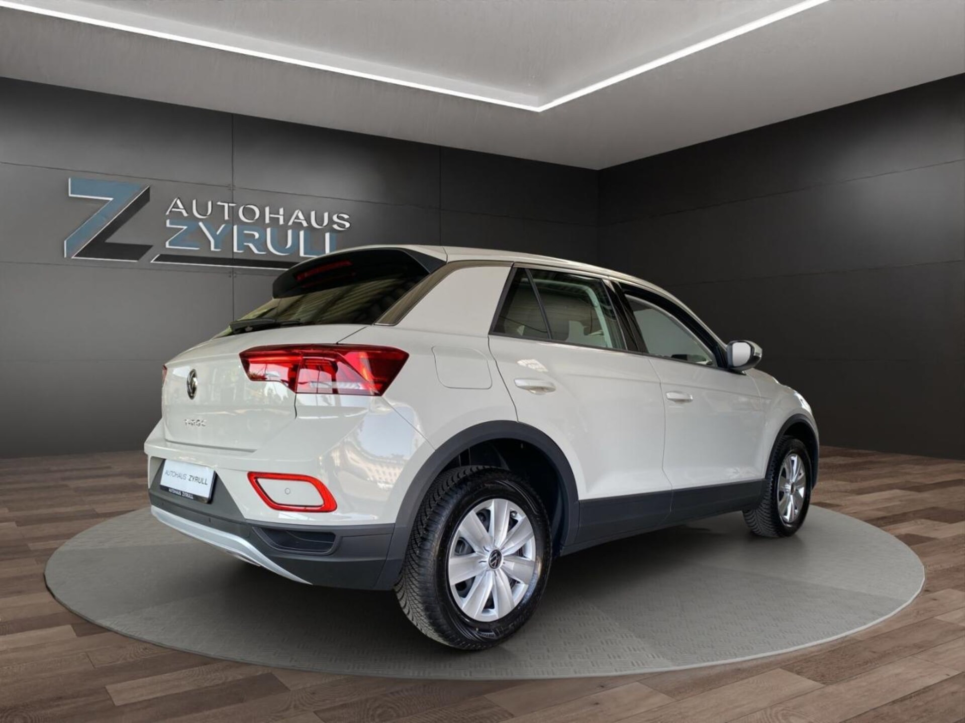 Volkswagen T-Roc Basis-Modell
