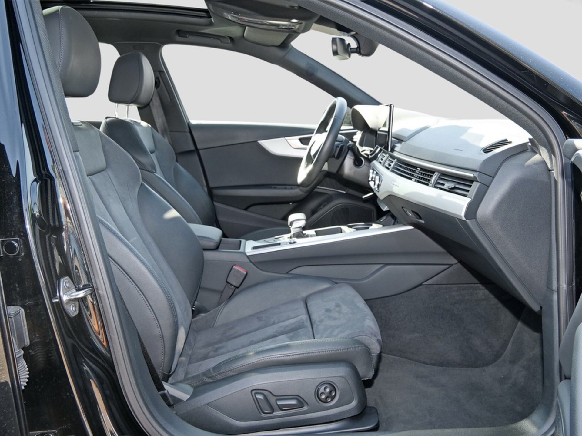 Audi A4 Avant Advanced