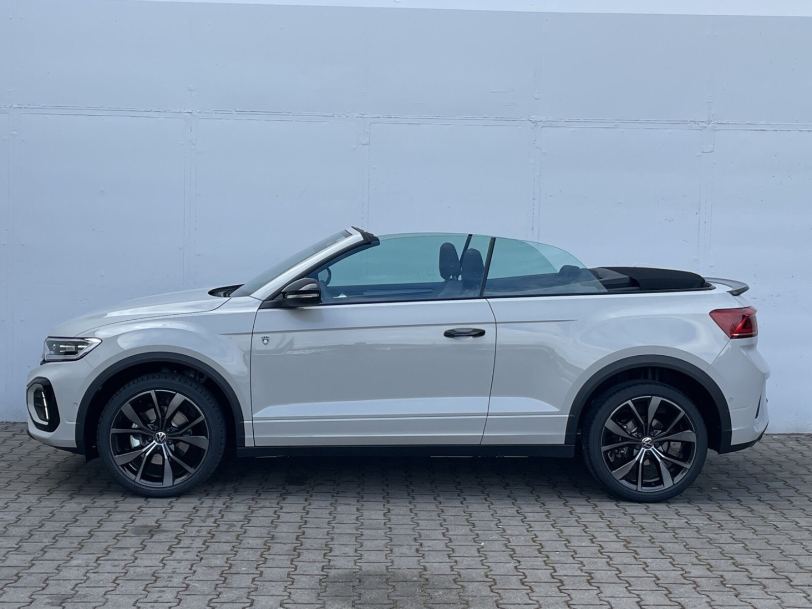 Volkswagen T-Roc Cabriolet – Bild 10