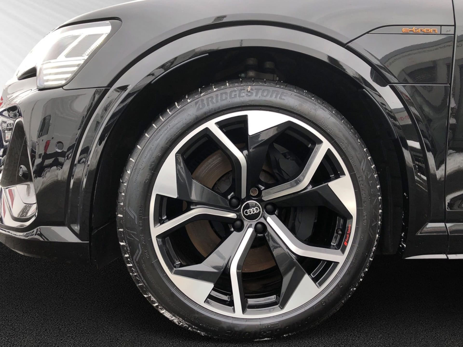 Audi e-tron S Sportback
