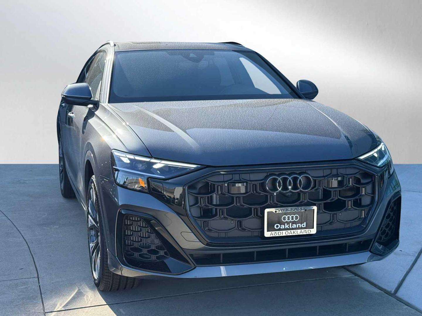 2025 Audi Q8 55 Premium Plus Tiptonic quattro's photo