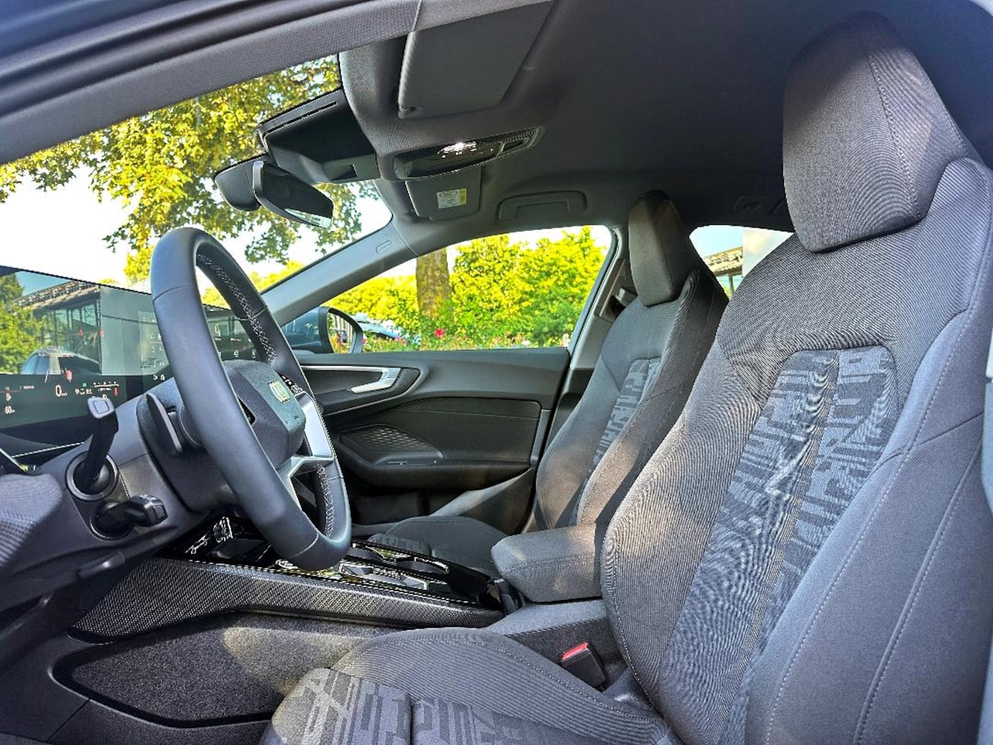 Bild über Audi A5 Limousine TFSI S tronic - für weitere Informationen kontaktieren Sie den Audi Partner