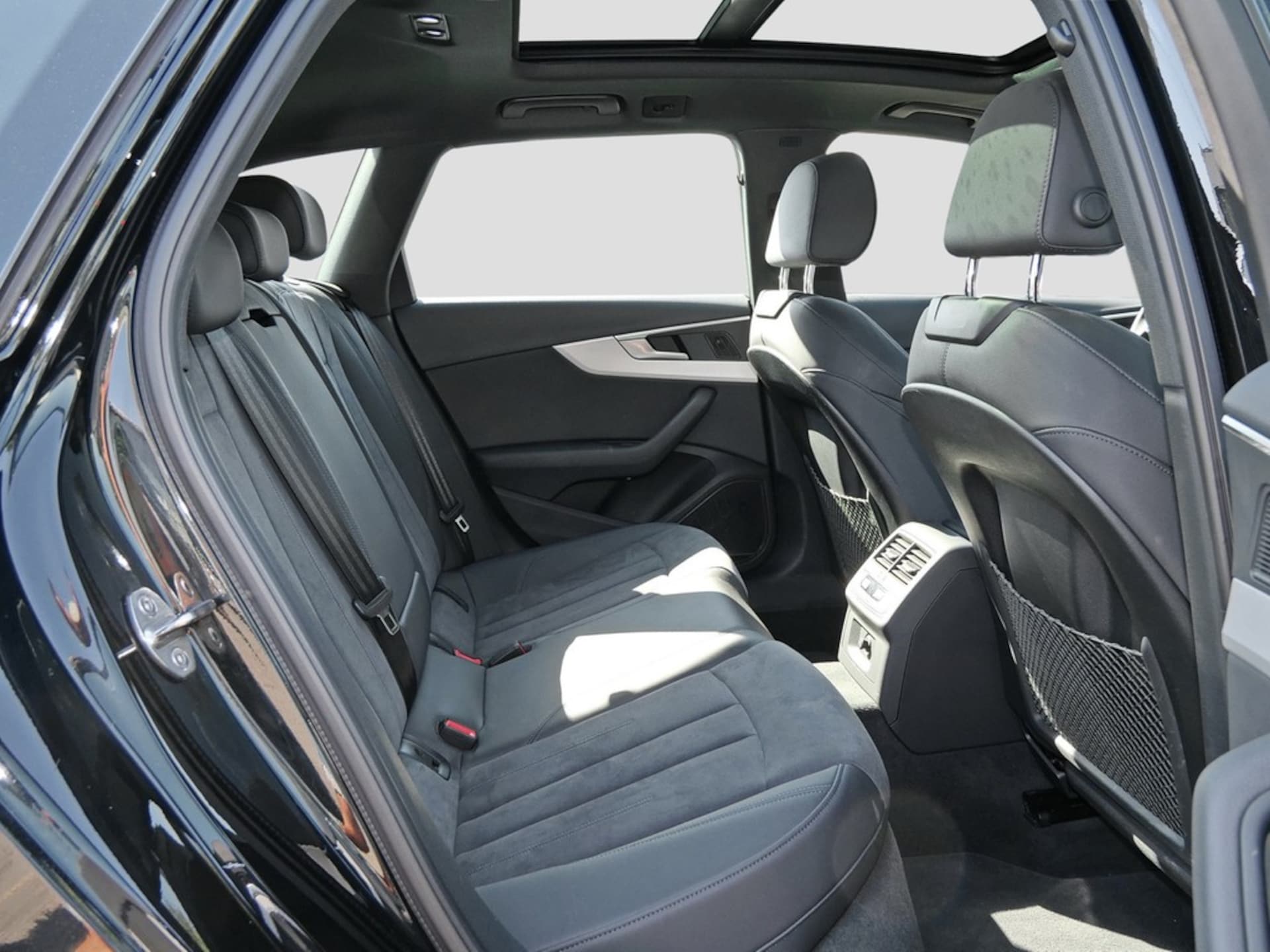 Audi A4 Avant Advanced