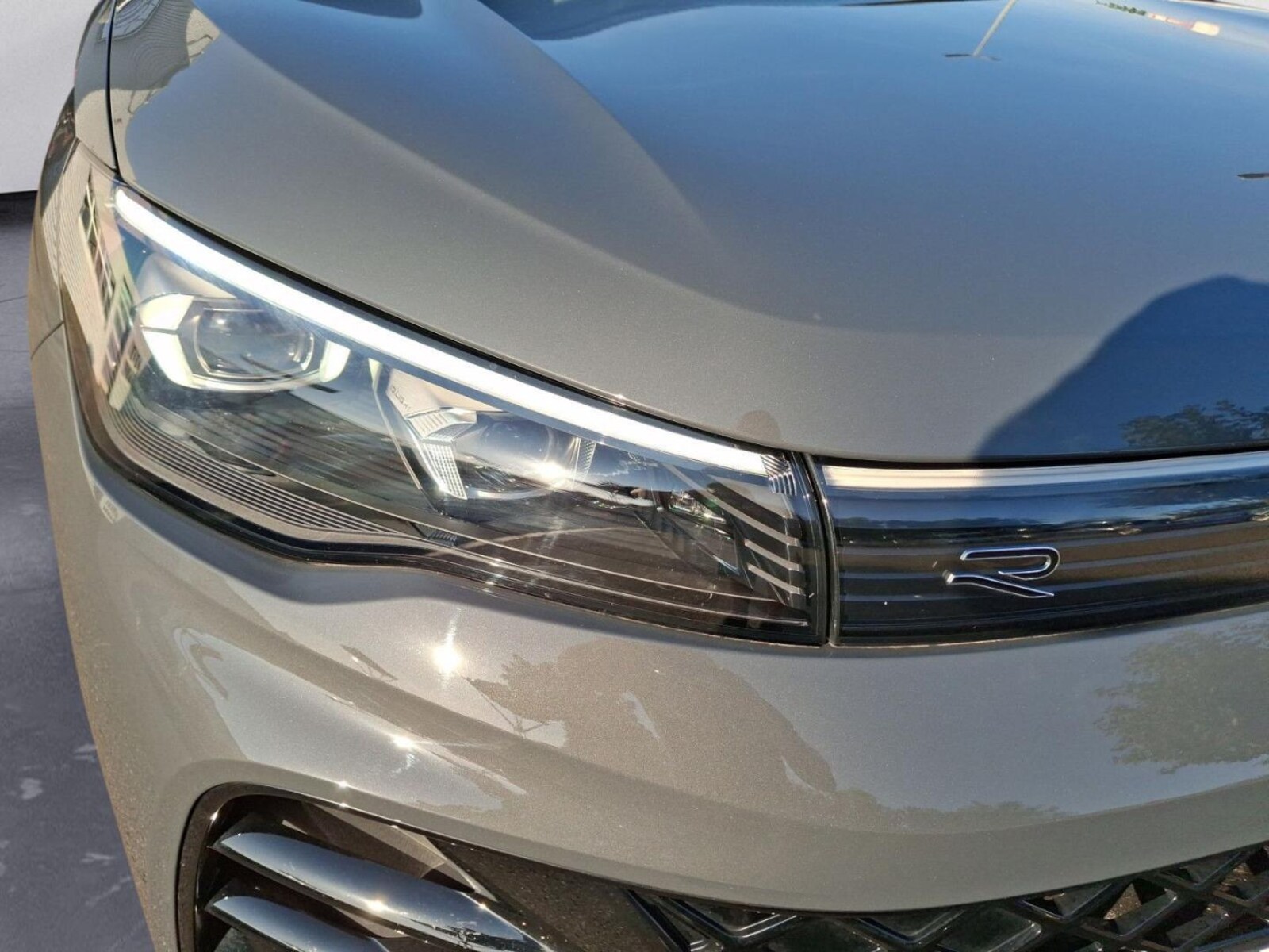 Volkswagen Tiguan – Bild 9
