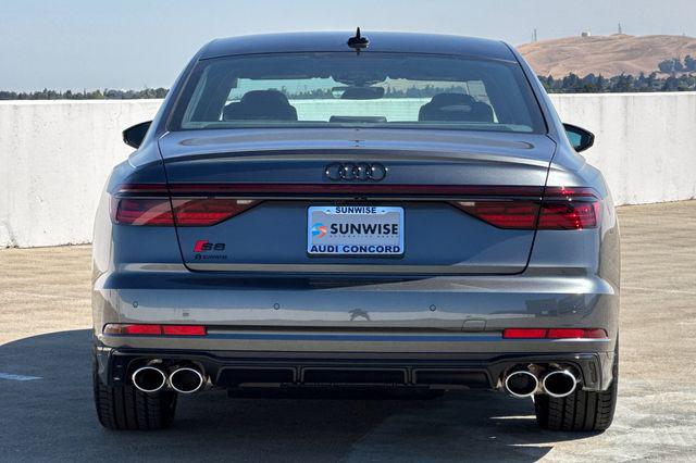 2025 Audi S8 Base - Photo 6