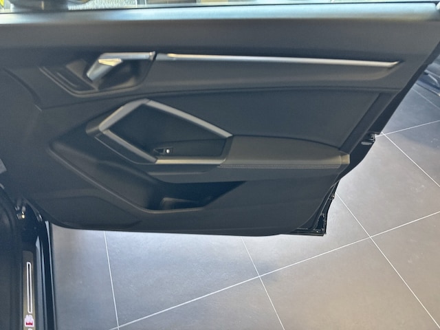 Image about Audi Q3 S line 35 TDI quattro 110 kW (150 ch) S tronic