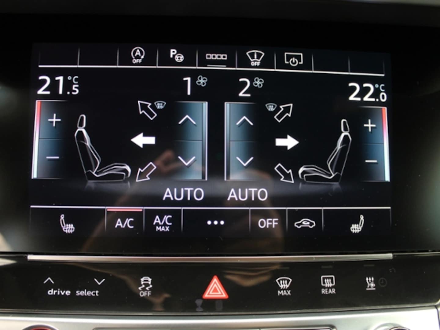 Bild über Audi RS 6 Avant performance TFSI quattro tiptronic - für weitere Informationen kontaktieren Sie den Audi Partner