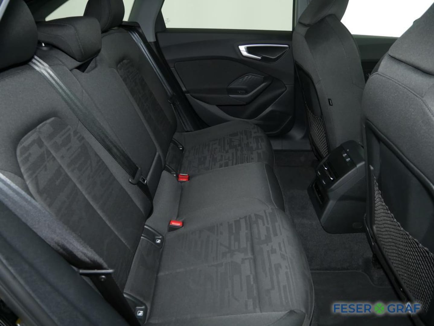 Bild über Audi A5 Avant TDI 150 kW S tronic - für weitere Informationen kontaktieren Sie den Audi Partner