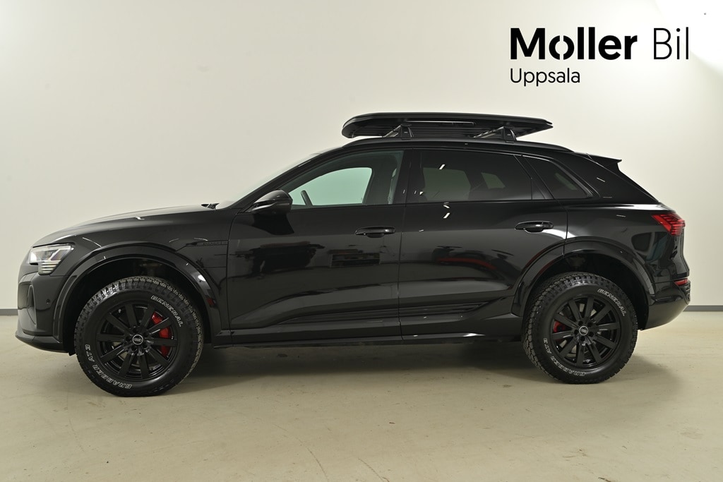 Image about Audi Q8 e-tron Q8 55 e-tron quattro edition Dakar 300,00 kW