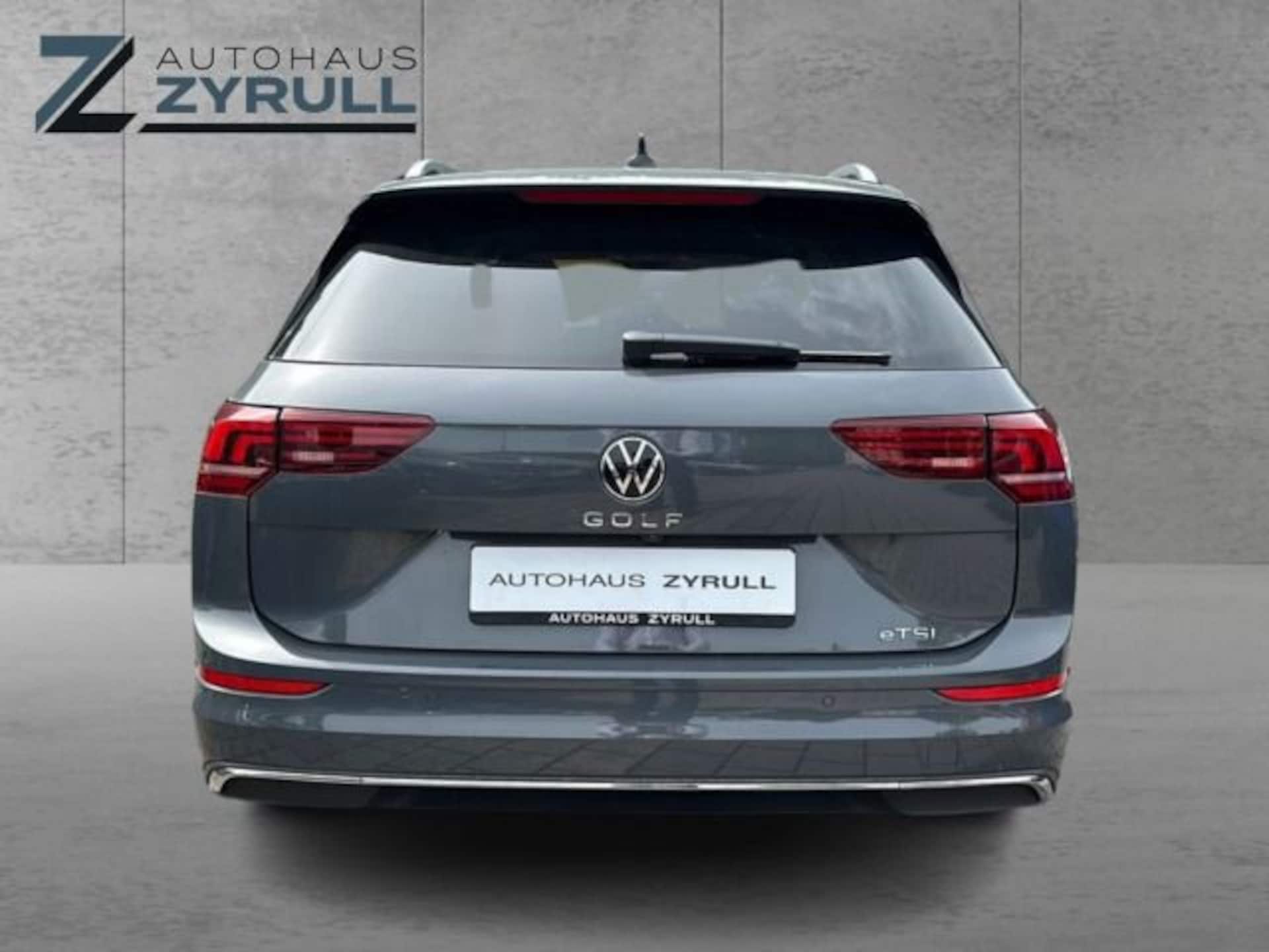 Volkswagen Golf Variant Style