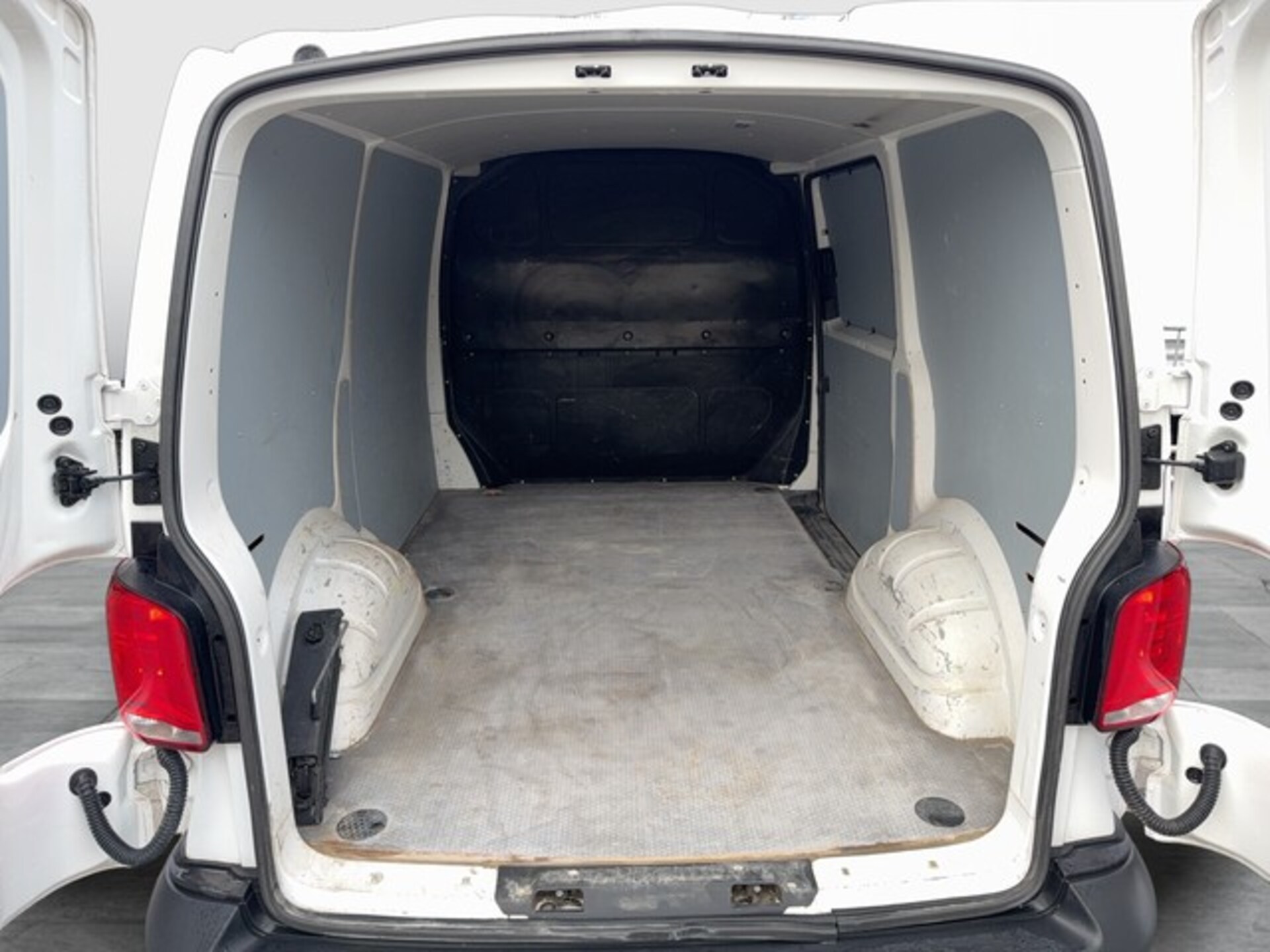 Volkswagen T6.1 Transporter Kasten kurzer Radstand