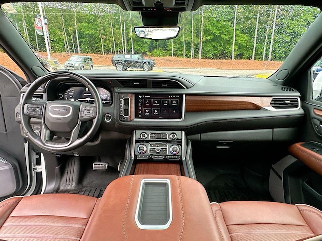 2024 GMC Yukon