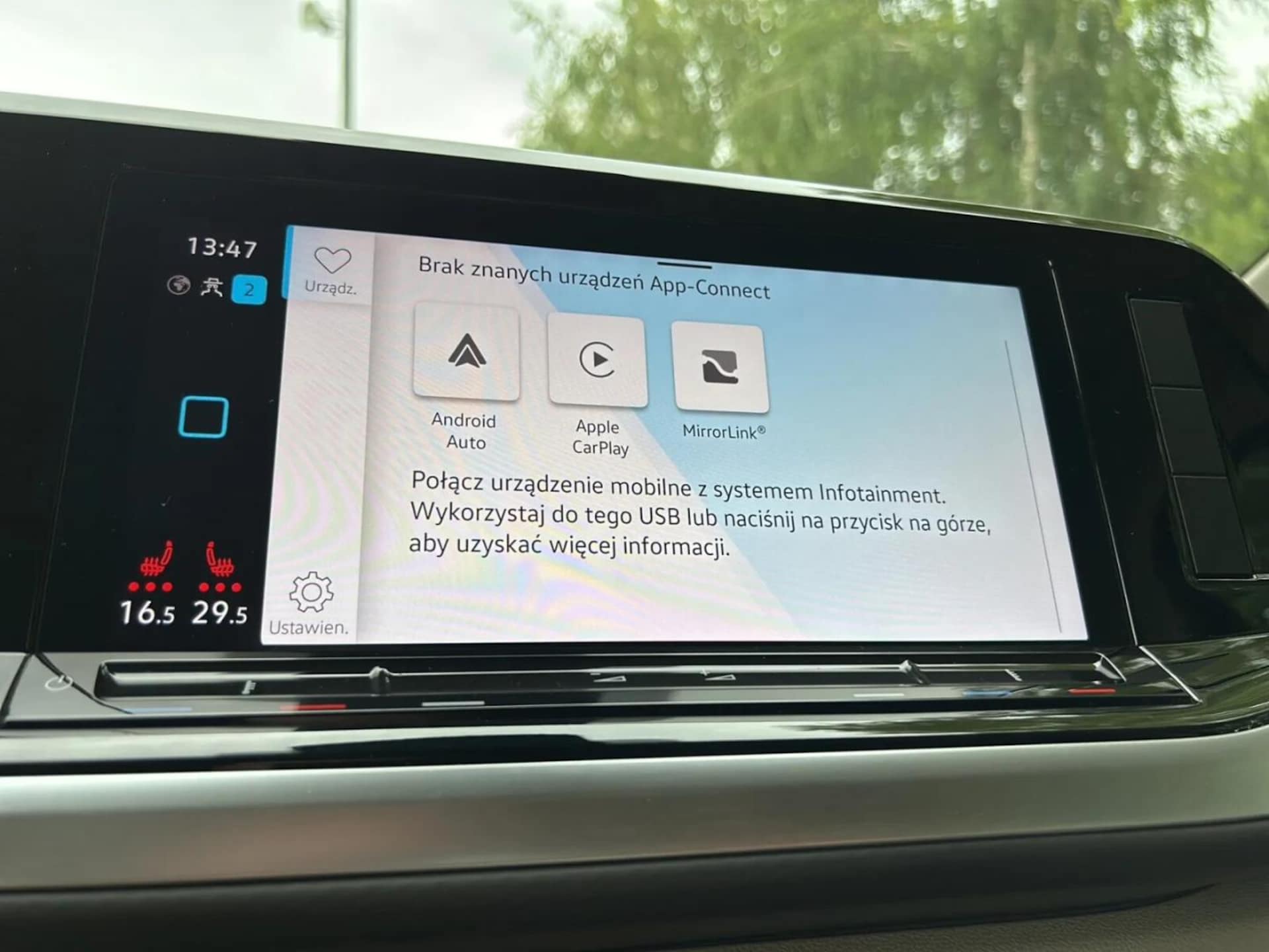 Volkswagen Multivan długi rozstaw osi Life
