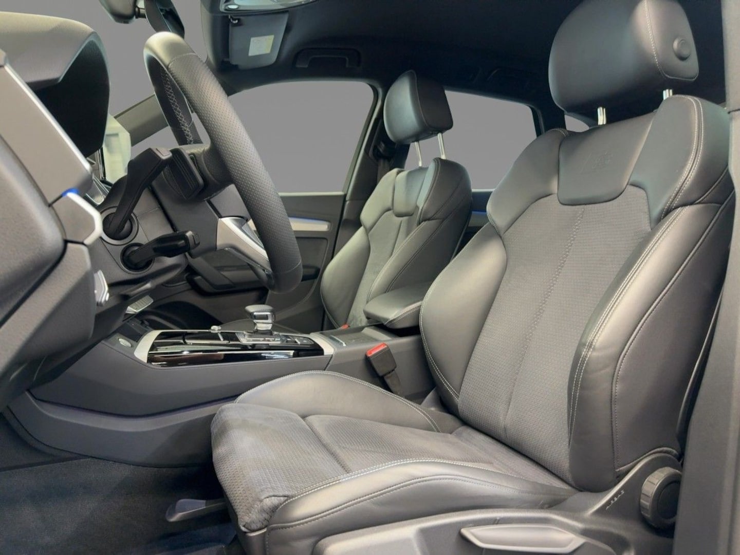 Bild über Audi Q5 40 TDI quattro 150 kW S tronic - für weitere Informationen kontaktieren Sie den Audi Partner