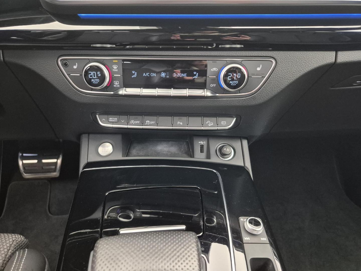 Image about Audi Q5 Sportback S line 40 TDI quattro 150 kW (204 ch) S tronic