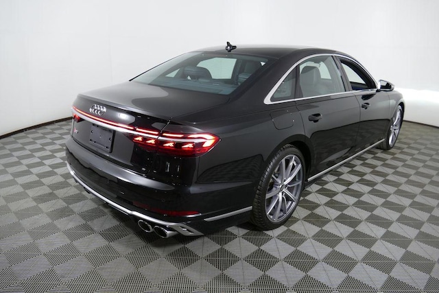 2023 Audi S8 L