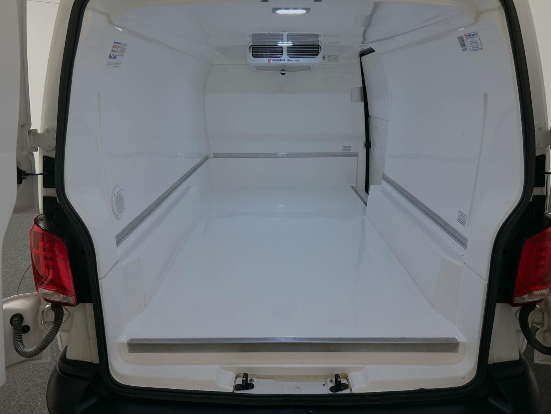 Volkswagen T6.1 Transporter Kasten langer Radstand