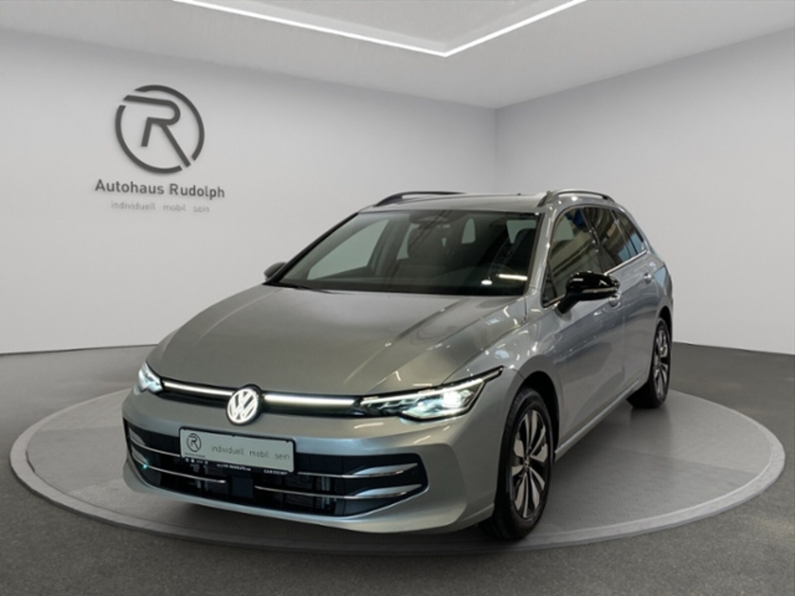 Volkswagen Golf Variant – Bild 2