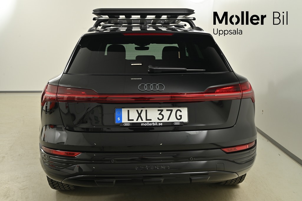 Image about Audi Q8 e-tron Q8 55 e-tron quattro edition Dakar 300,00 kW