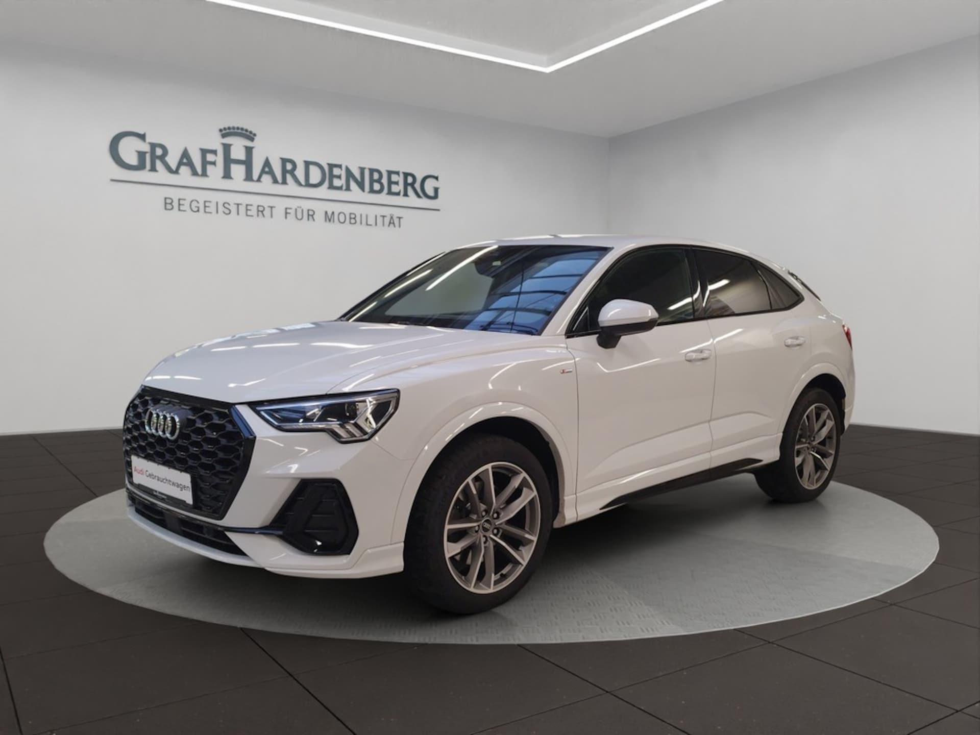 Audi Q3 Sportback S line