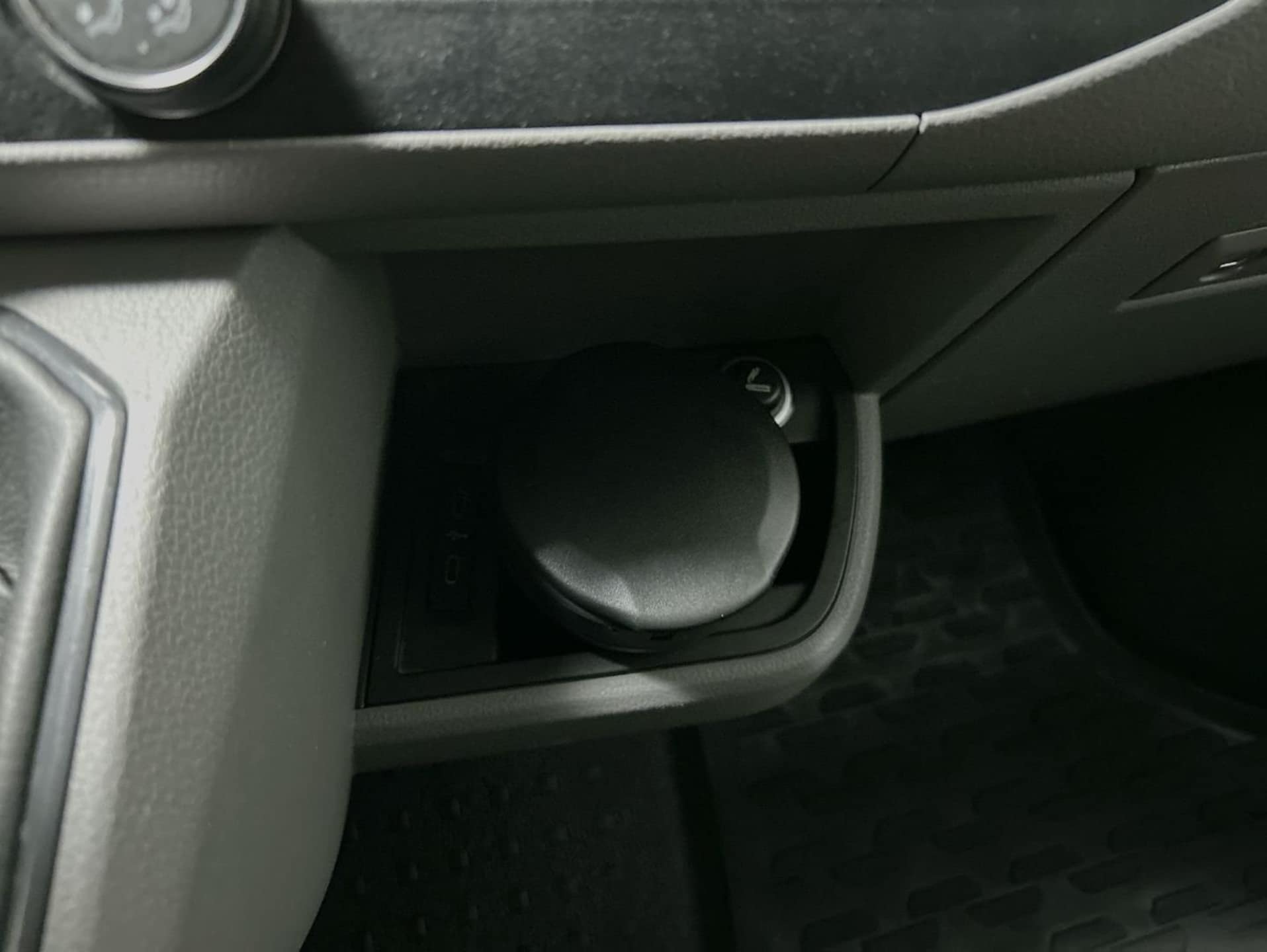 Volkswagen T6.1 Transporter Kasten langer Radstand