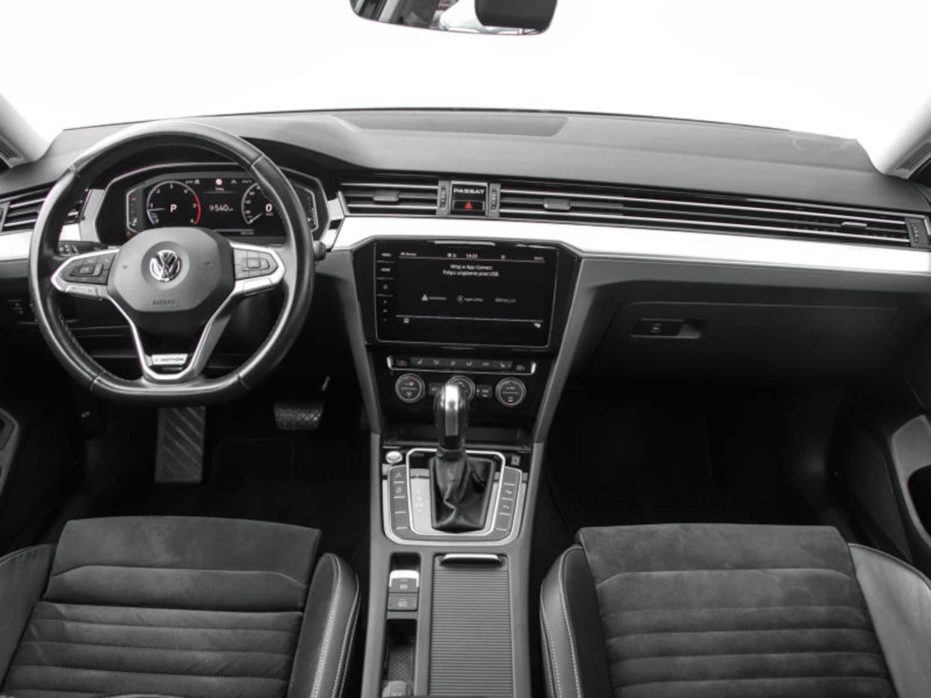 Volkswagen Passat Variant Elegance