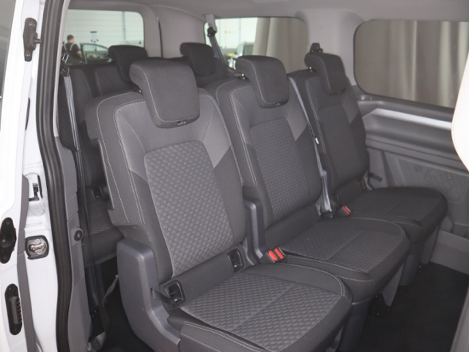 Volkswagen Caravelle Life