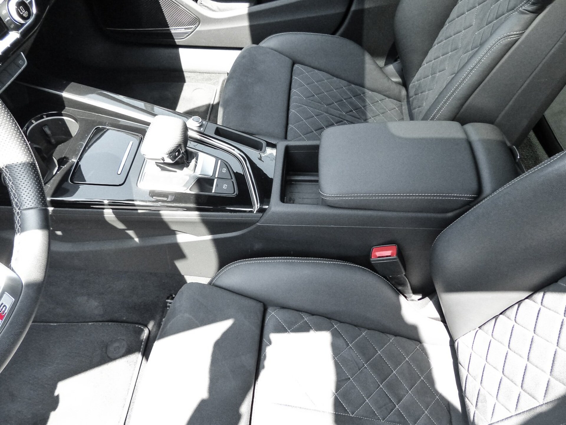 Audi A4 Avant S line