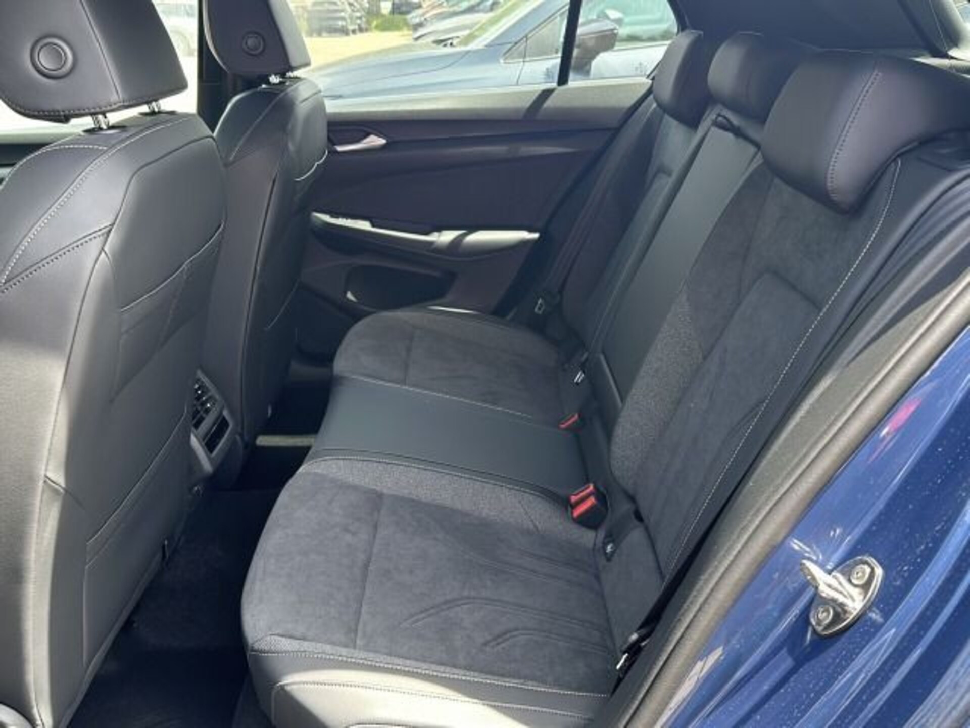 Volkswagen Golf Style