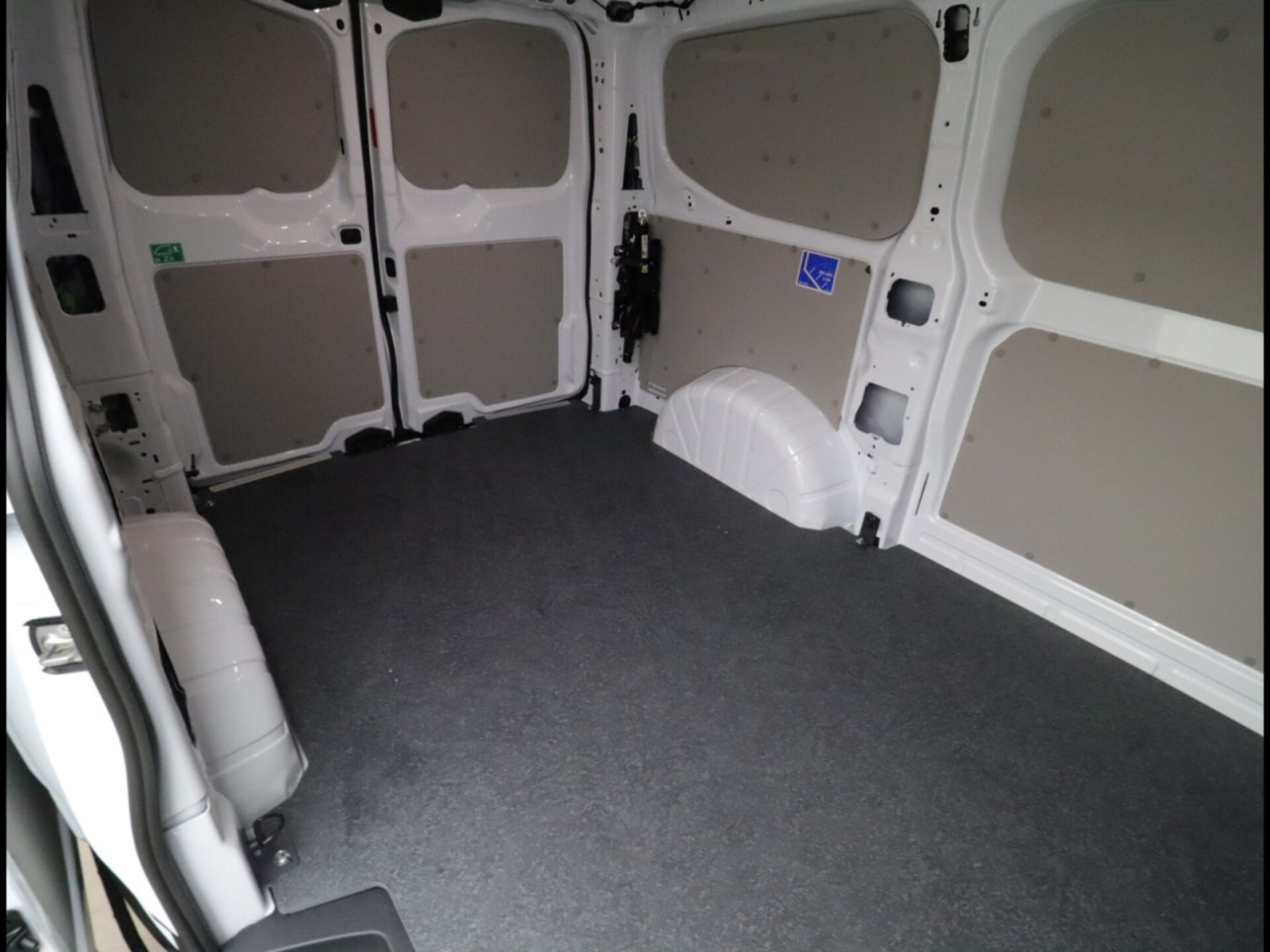 Volkswagen Transporter Kasten kurzer Radstand