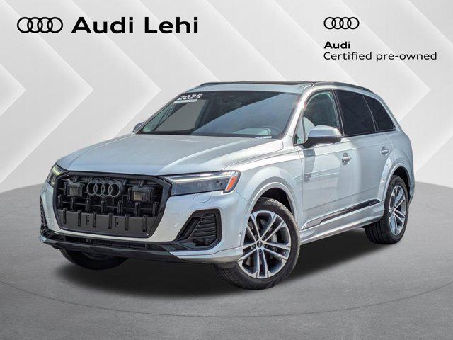 2025 Audi Q7 45 Premium quattro Tiptronic's photo