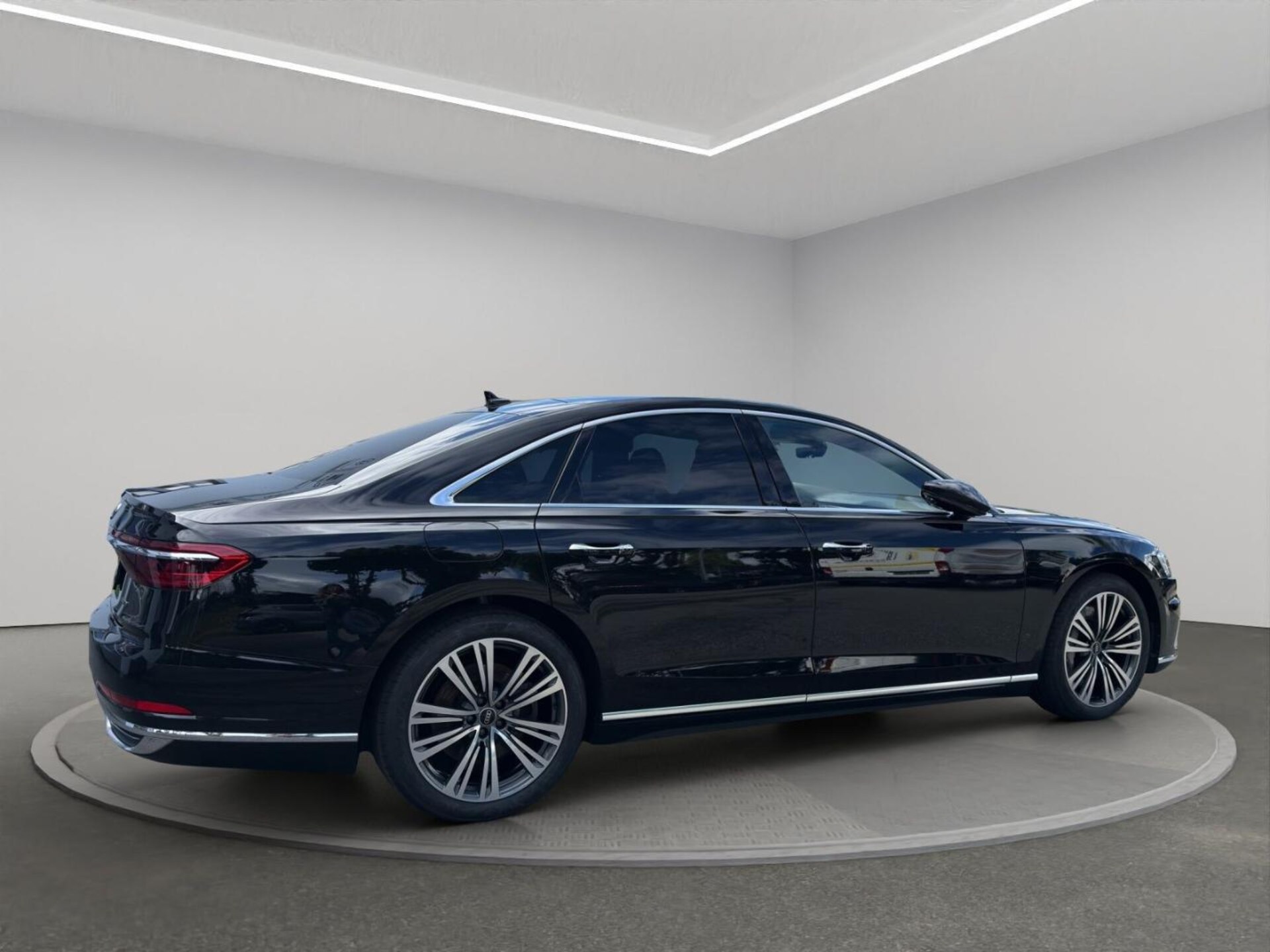 Audi A8 TFSI e