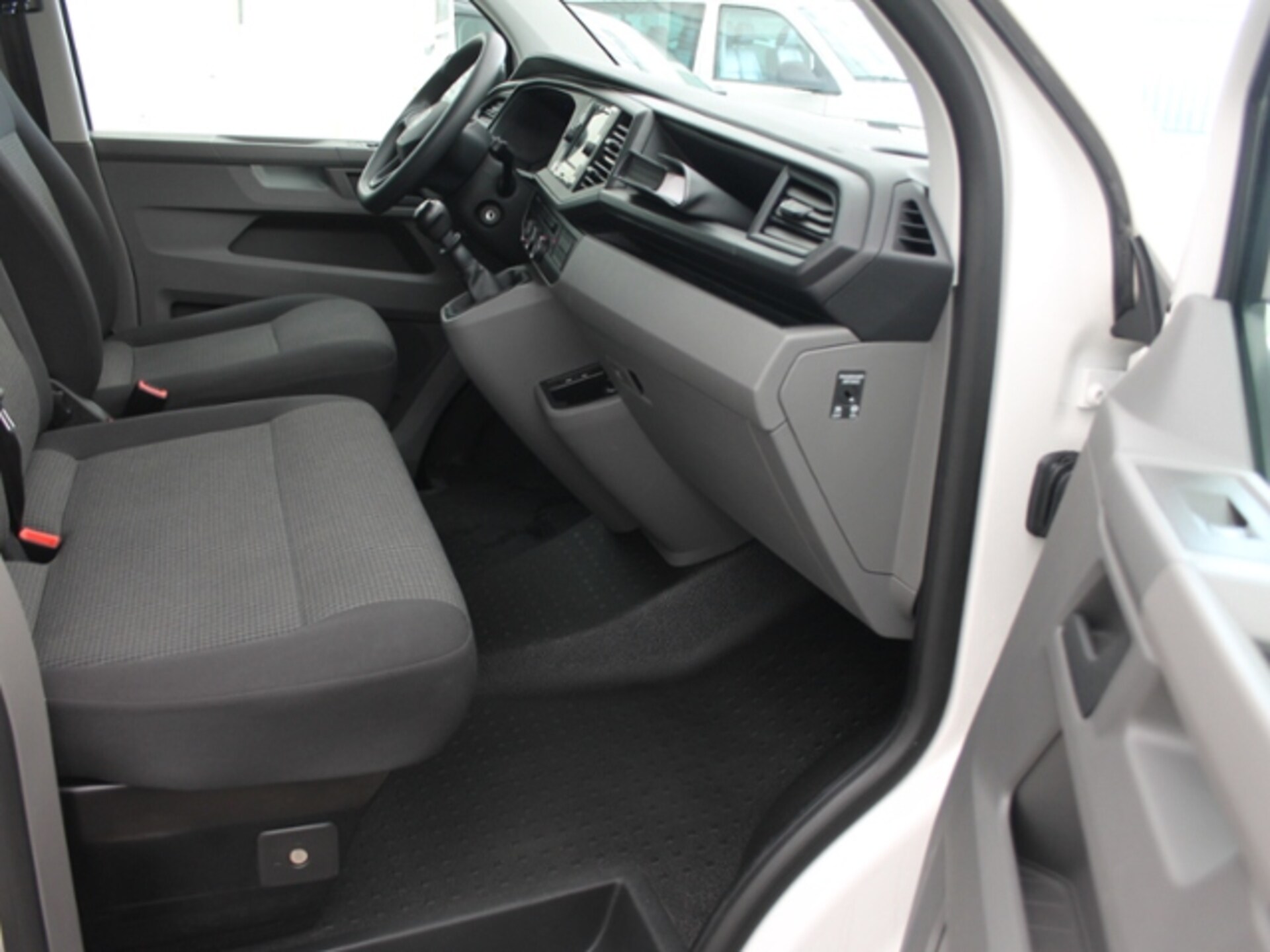 Volkswagen T6.1 Transporter Kasten kurzer Radstand