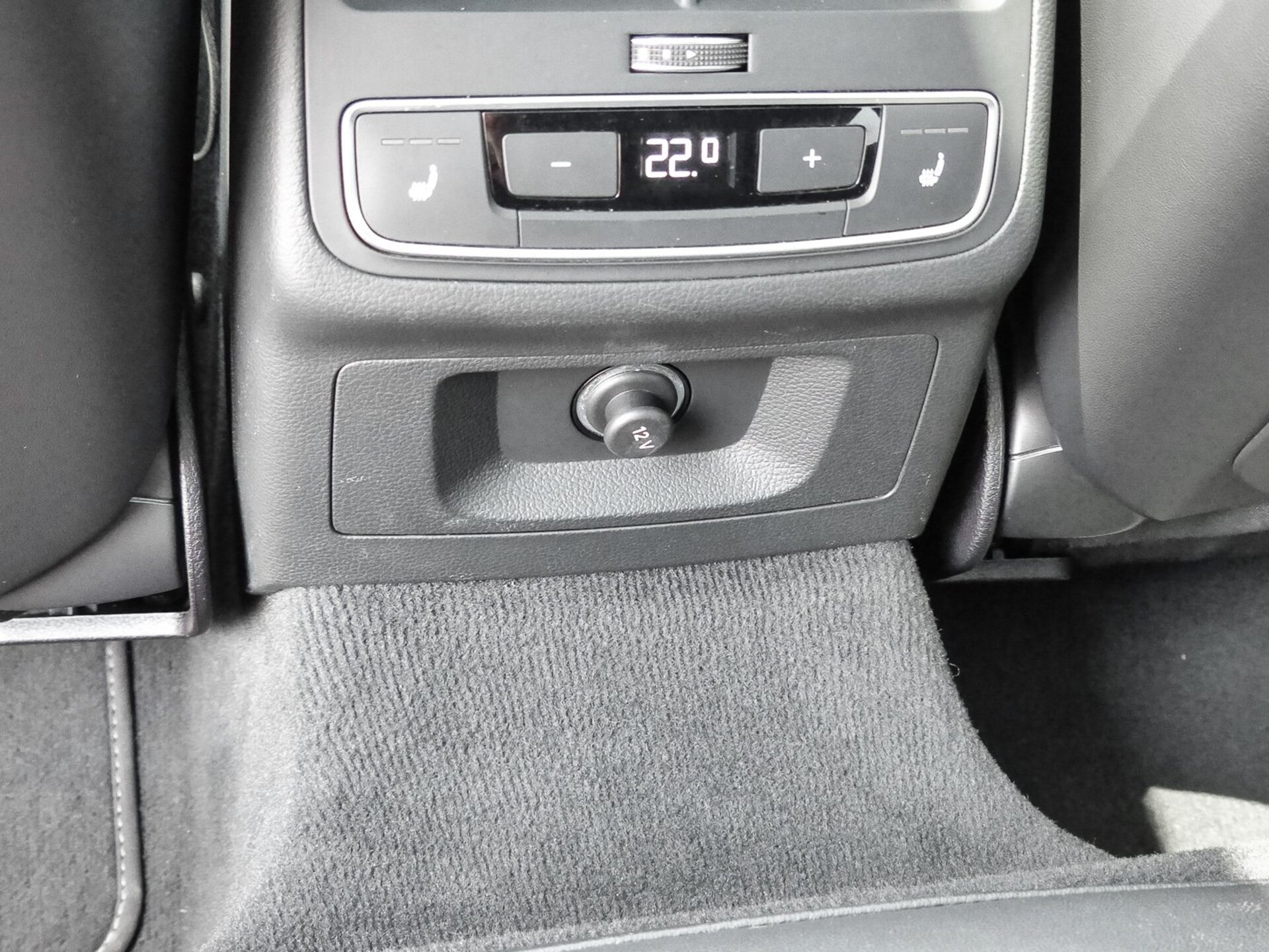 Audi A4 Avant S line