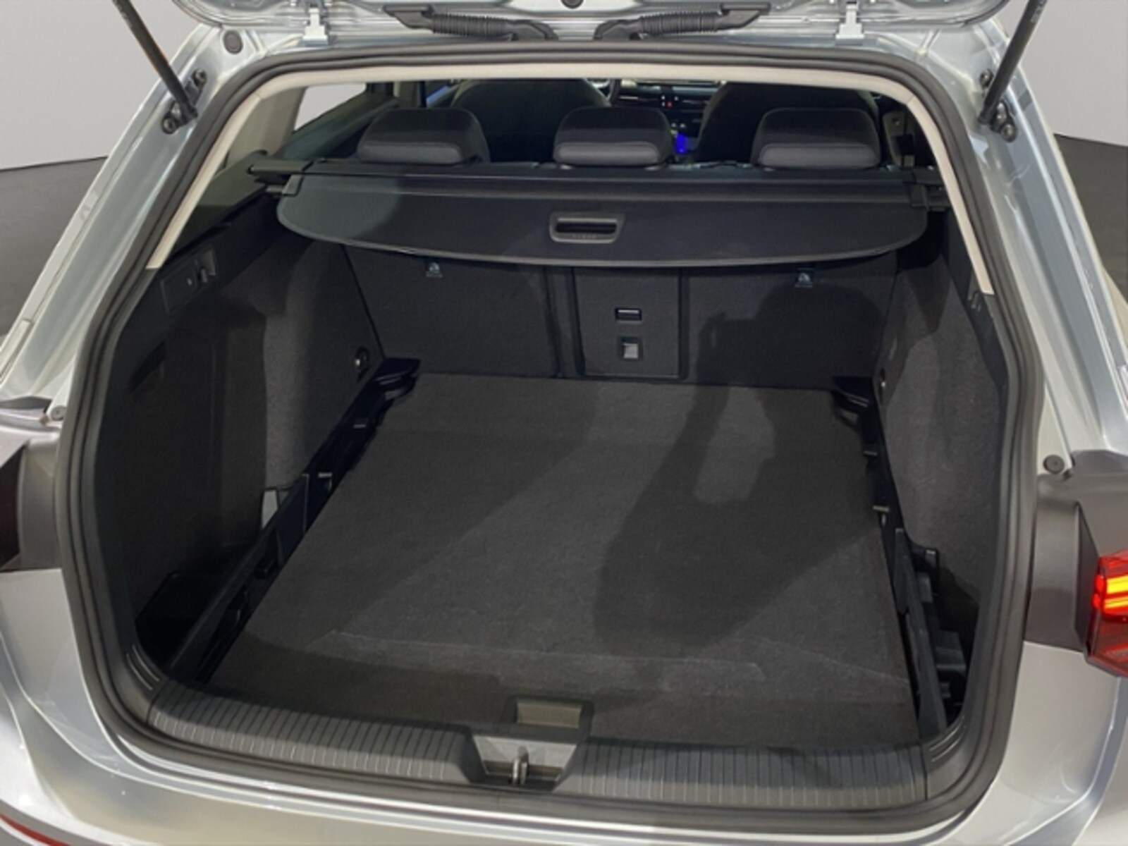 Volkswagen Golf Variant – Bild 12