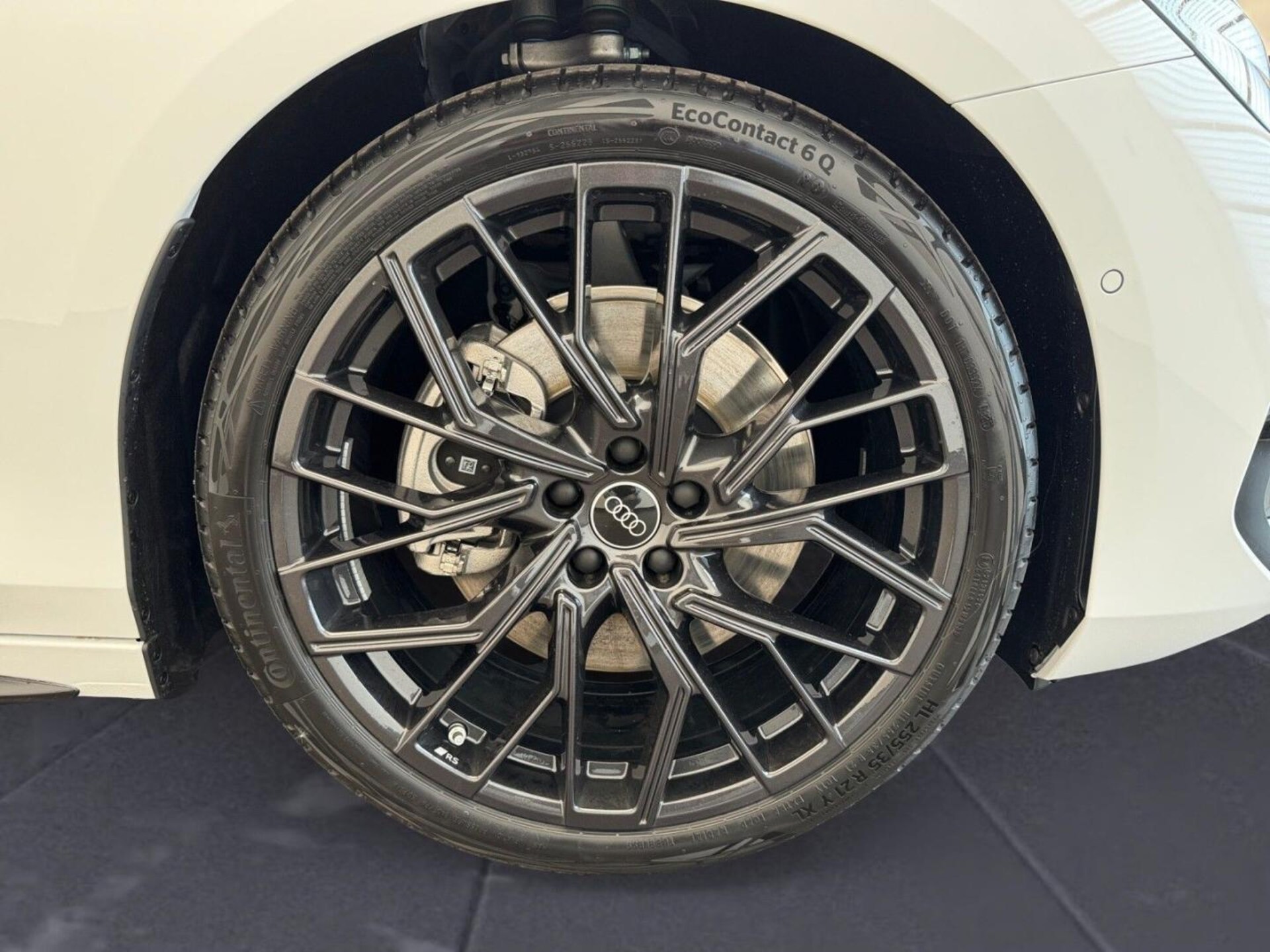 Audi A6 Avant edition one