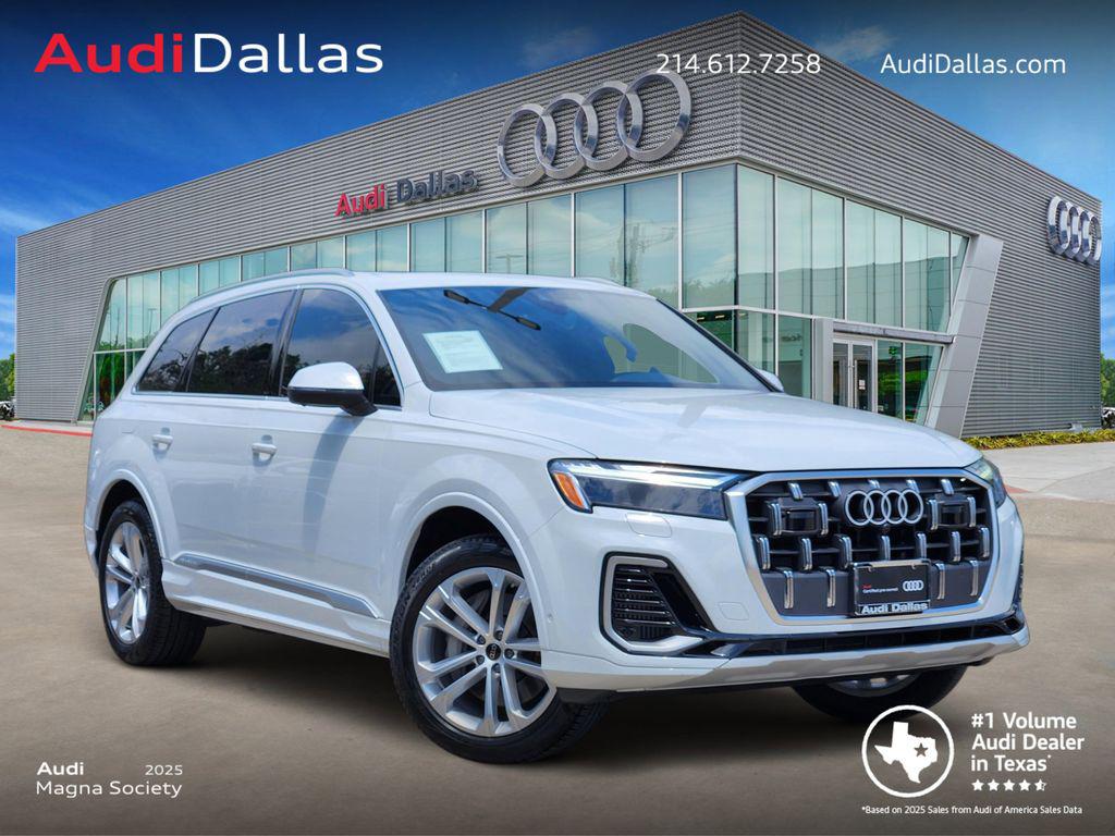 2025 Audi Q7 55 Premium Plus quattro Tiptronic's photo
