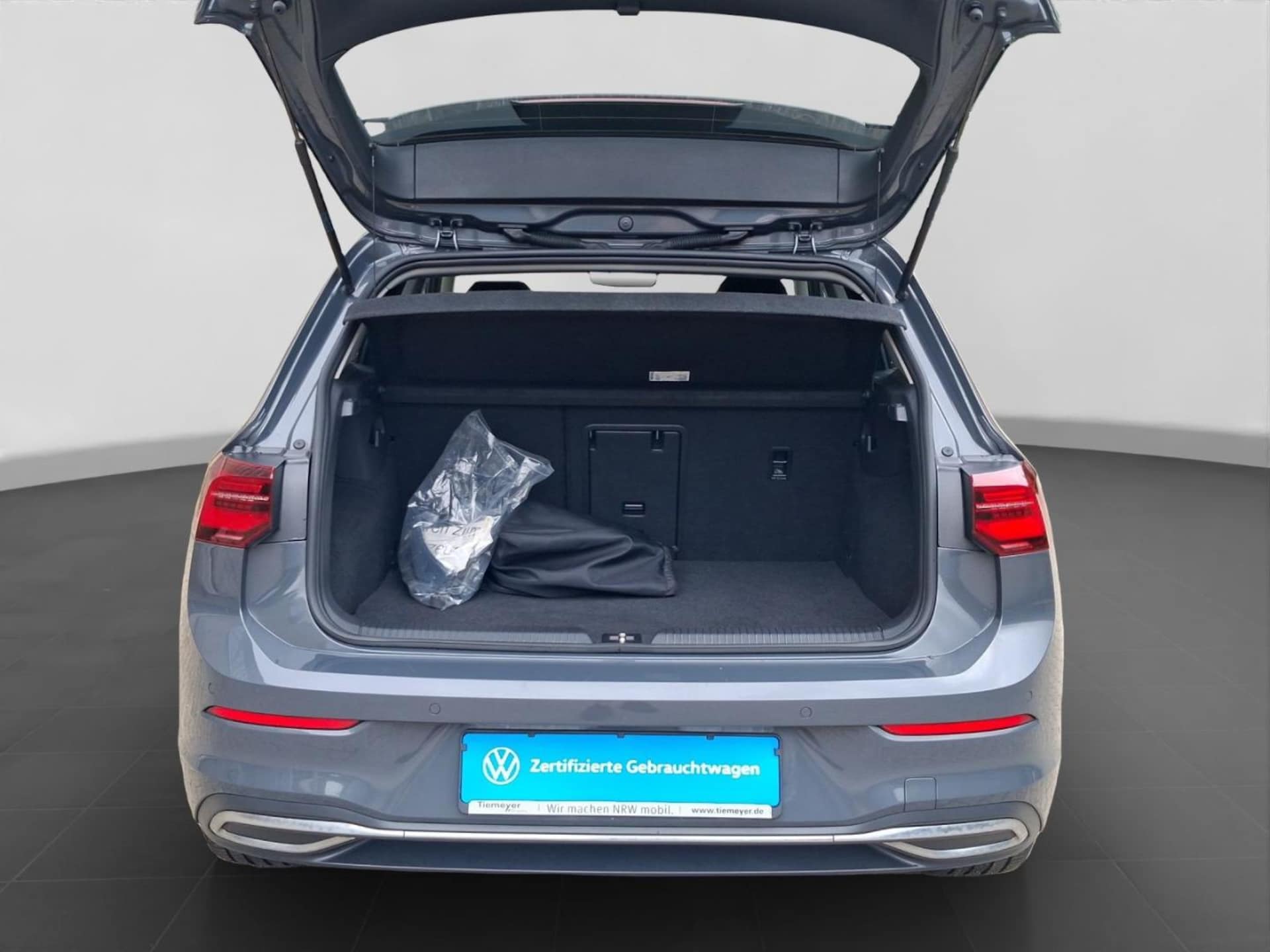 Volkswagen Golf Style