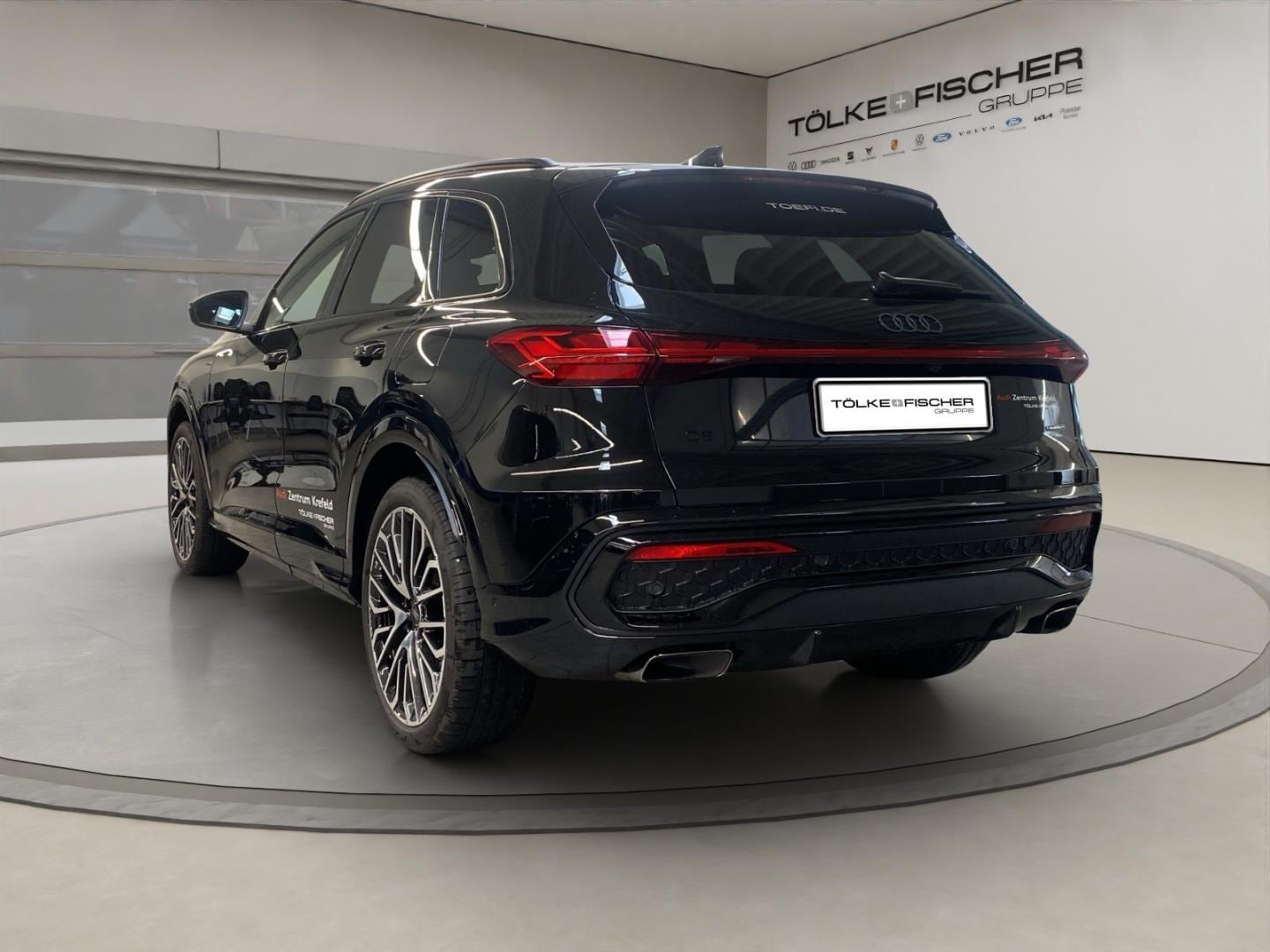 Bild über Audi Q5 SUV e-hybrid e-hybrid quattro 220 kW S tronic - für weitere Informationen kontaktieren Sie den Audi Partner