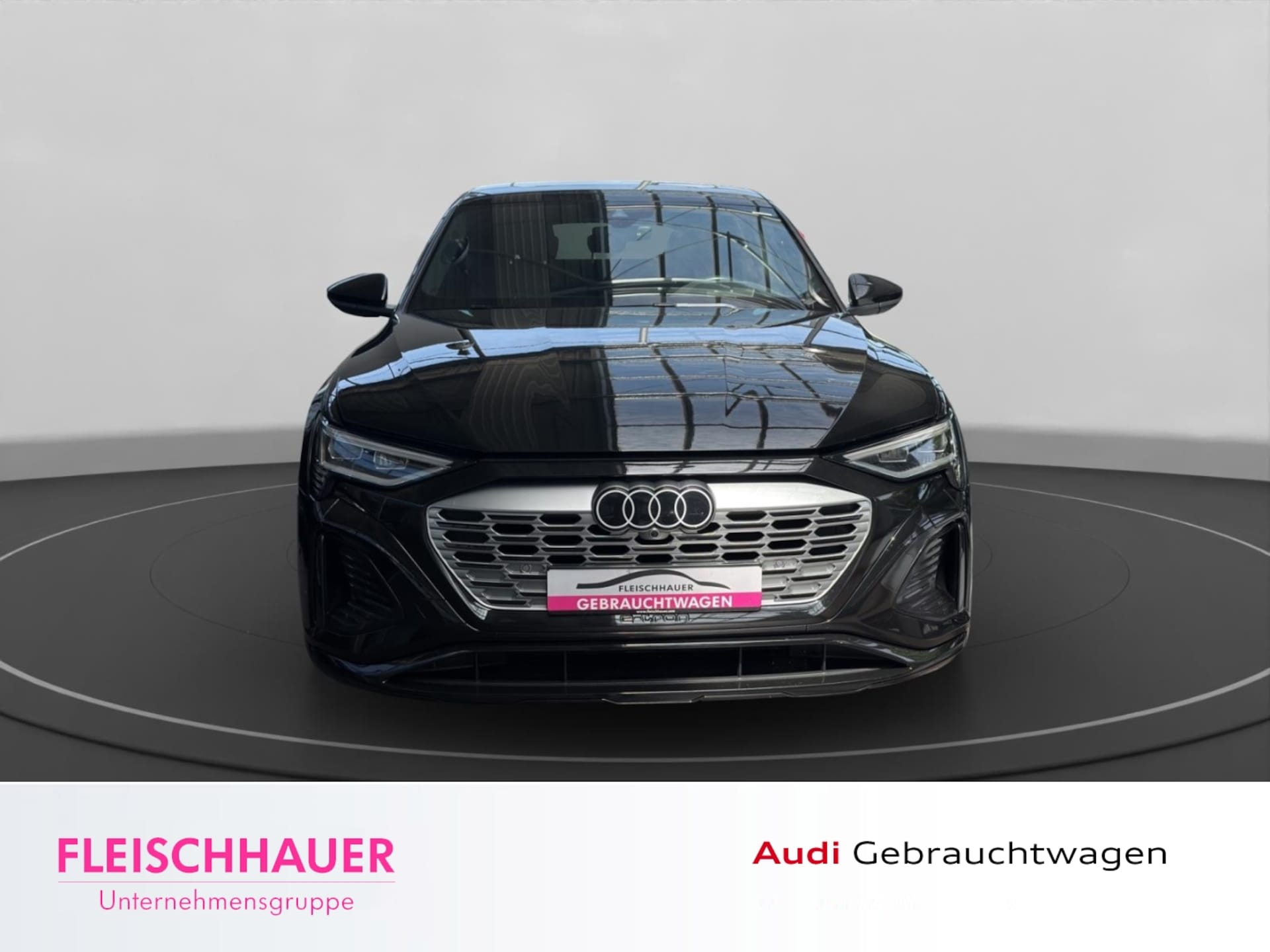 Audi Q8 e-tron S line
