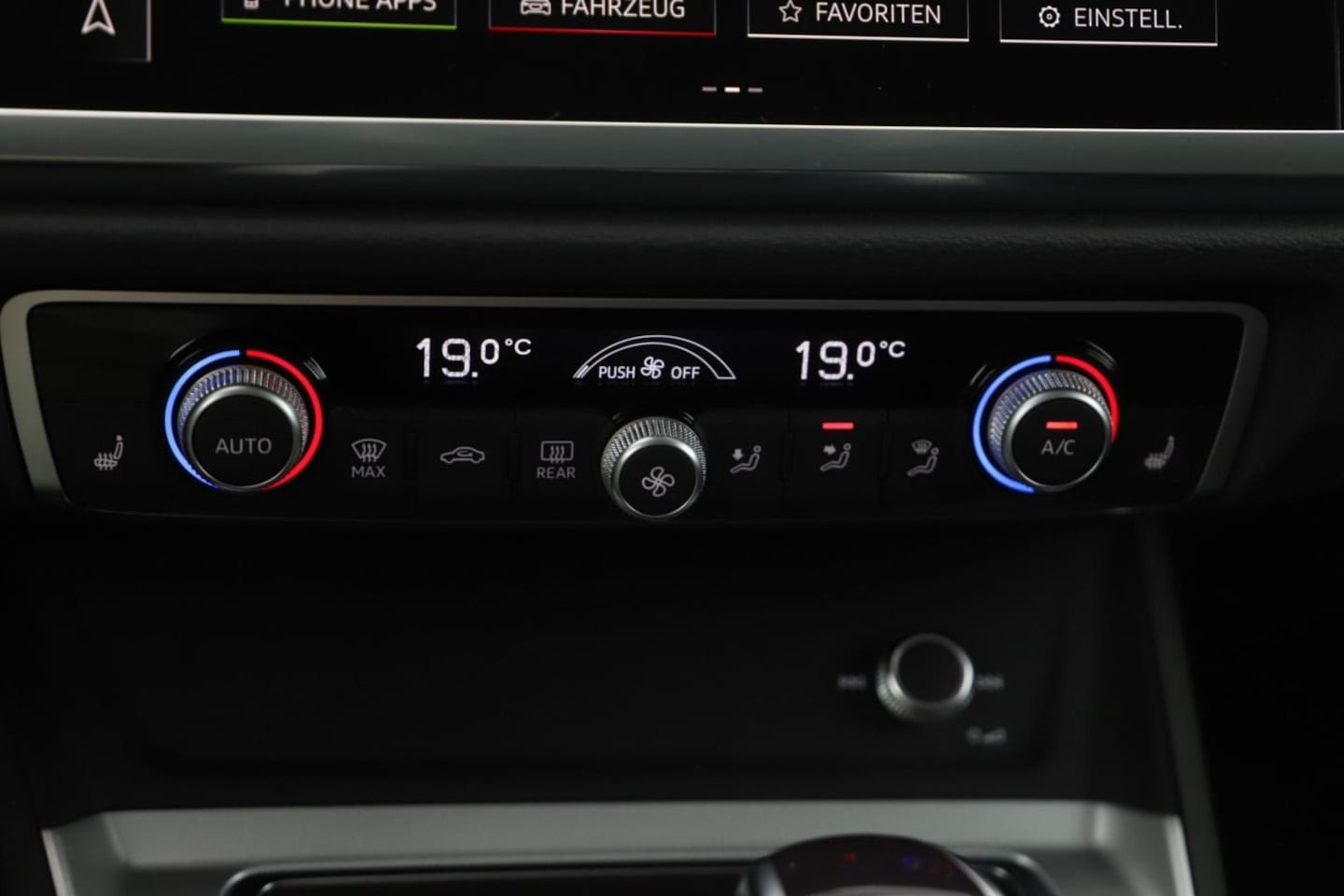 Bild über Audi Q3 Sportback S line 35 TFSI S tronic - für weitere Informationen kontaktieren Sie den Audi Partner