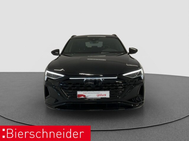 Image about Audi Q8 e-tron advanced 55 e-tron quattro