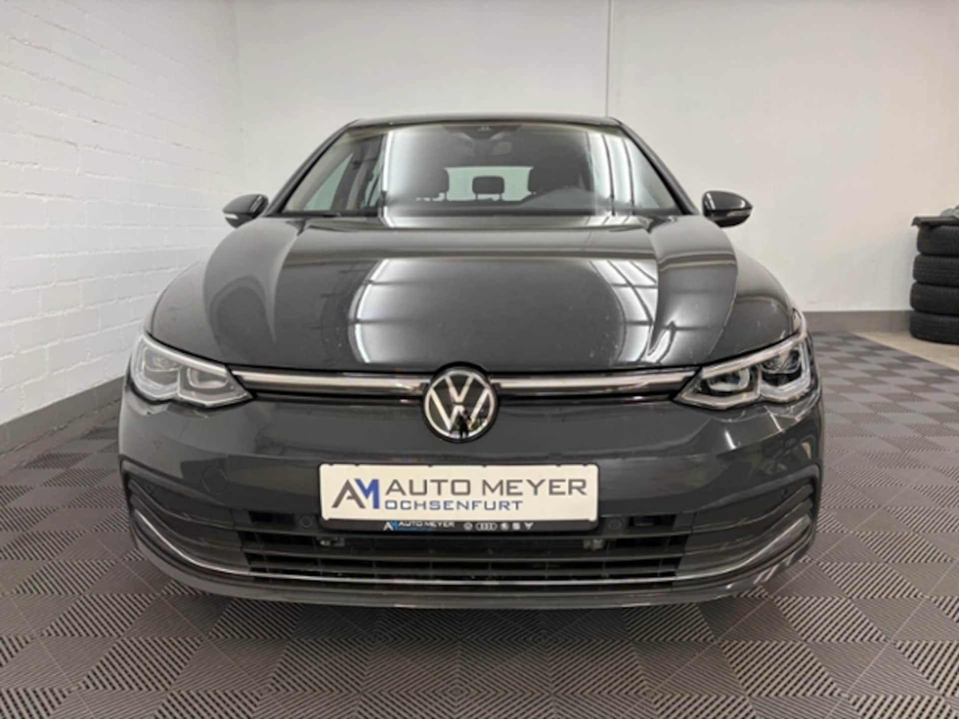 Volkswagen Golf Style
