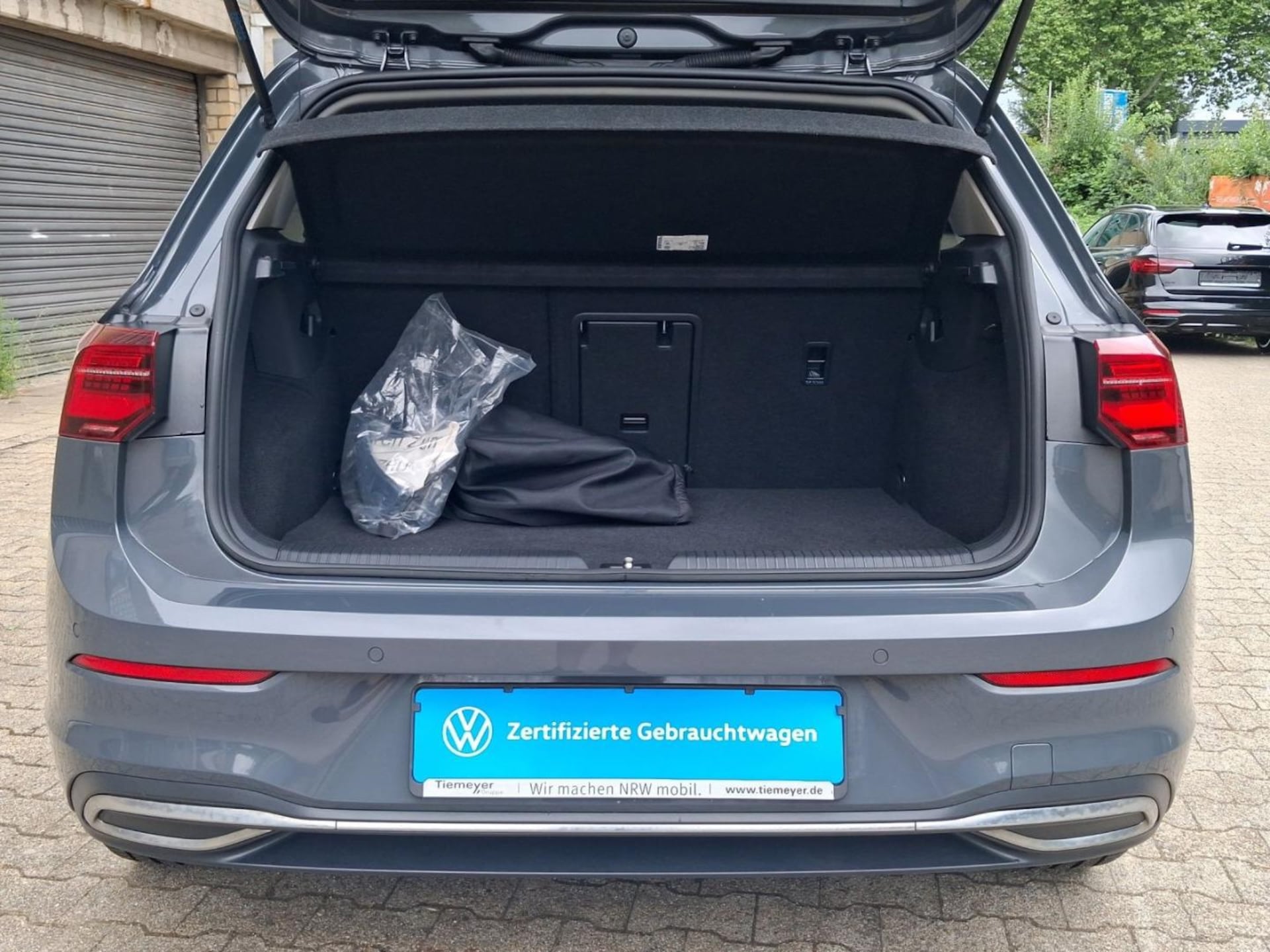 Volkswagen Golf Style