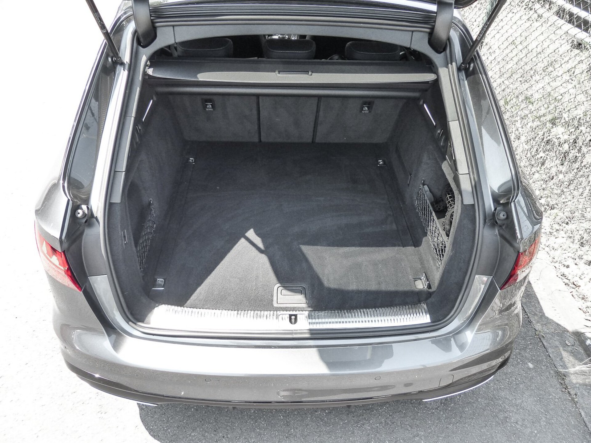 Audi A4 Avant S line