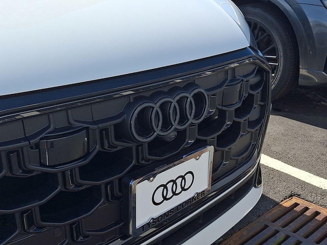 2027 Audi Q8