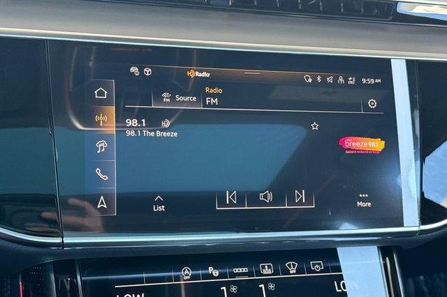 2025 Audi S8 Base - Photo 15