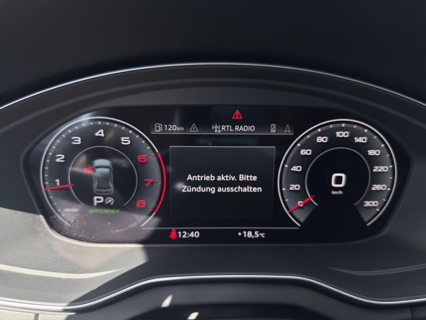 Bild über Audi Q5 Sportback 40 TFSI quattro S tronic - für weitere Informationen kontaktieren Sie den Audi Partner