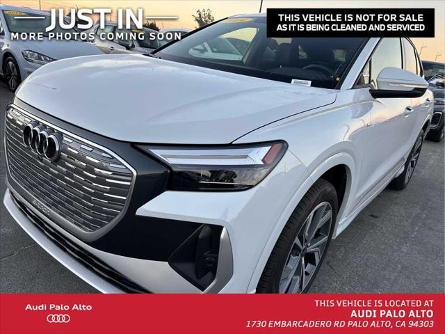 2024 Audi Q4 Sportback e-tron Premium's photo